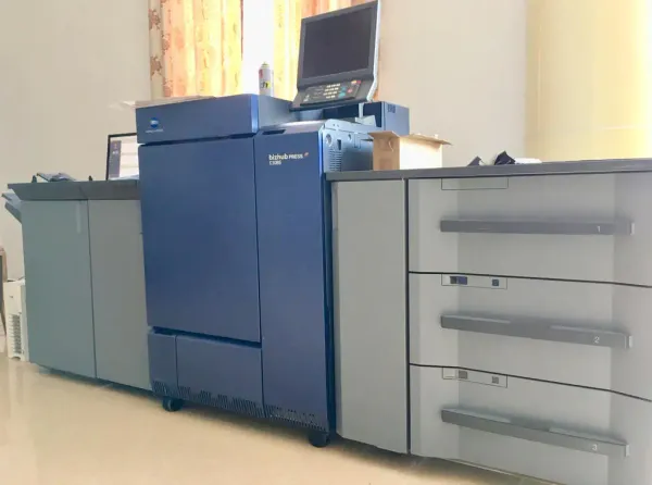 柯尼卡美能達與富士膠片商業創新探討數碼多功能機和打印機領域的潛在戰略聯盟，以優化采購、墨粉開發及生產效率